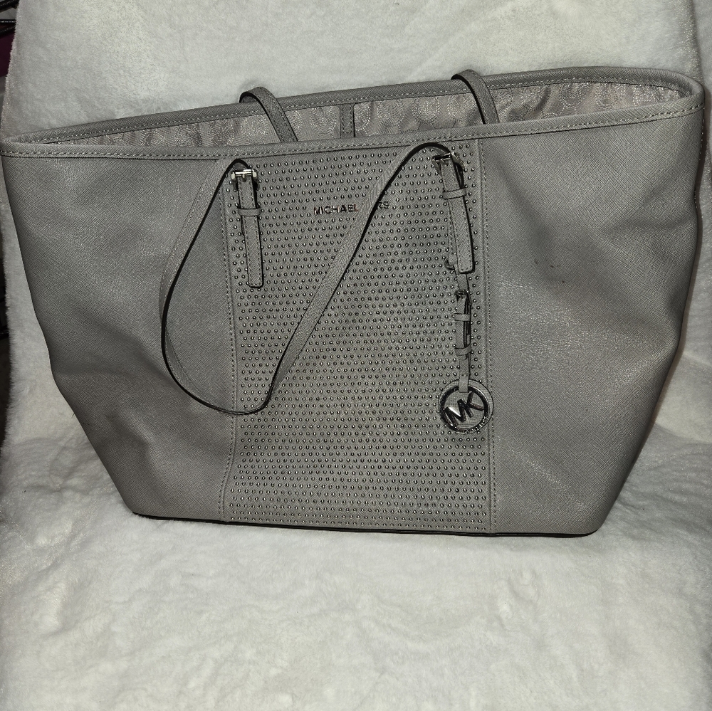 Michael Kors Gray Shoulder Bag with Textured Design